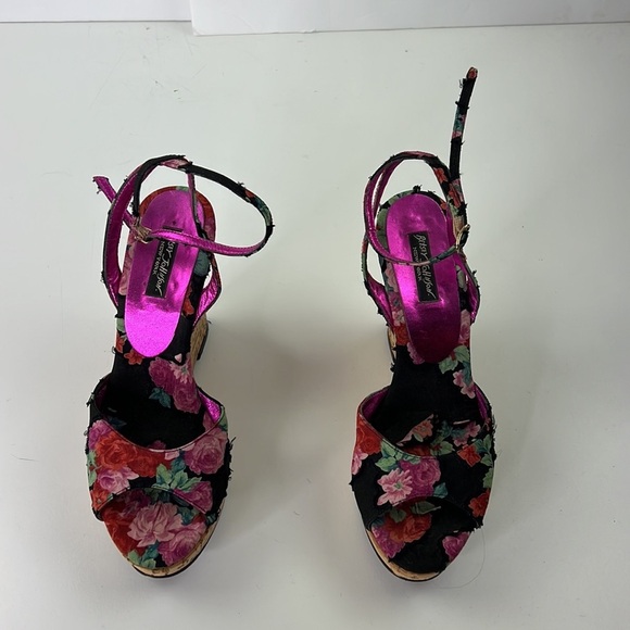 BetseyJohnson Blue Floral wedge heel size 8 - Picture 3 of 9